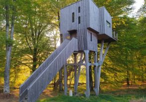 Cabane dans les arbres normandie